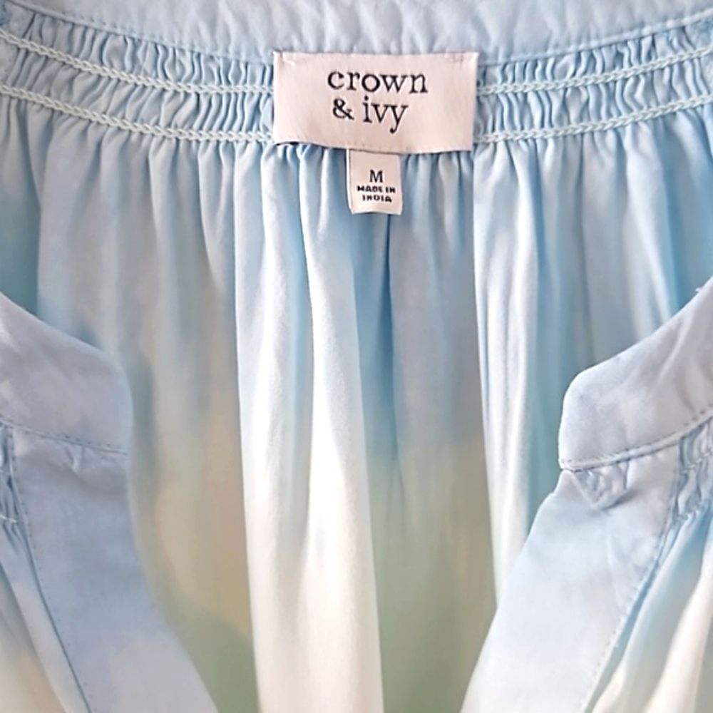Women's Crown & Ivy Blouse. Beautiful Pastel Colors In A Size Med. - Picture 5 of 9
